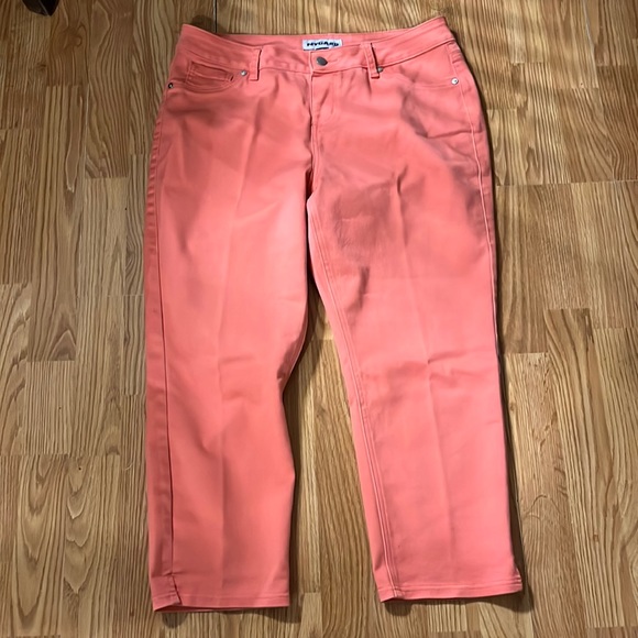 Nygard Cropped Pants, Light Orange, size 16 - Picture 1 of 7
